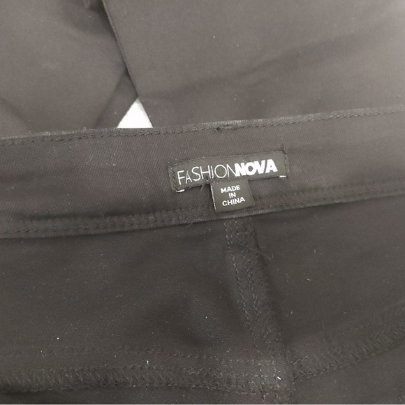 👯♀️Host Pick⚡️Fashion Nova Back on Top Lace Up Jeans - Picture 8 of 10